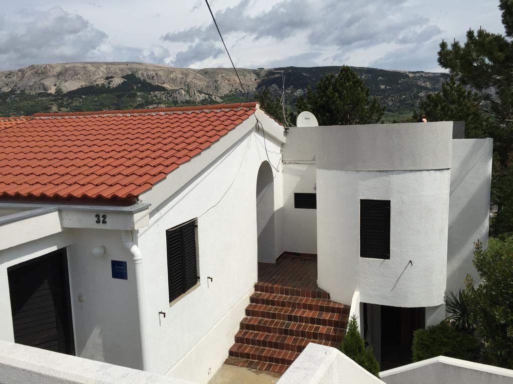Apartments Peace&Love Baska  Exterior photo