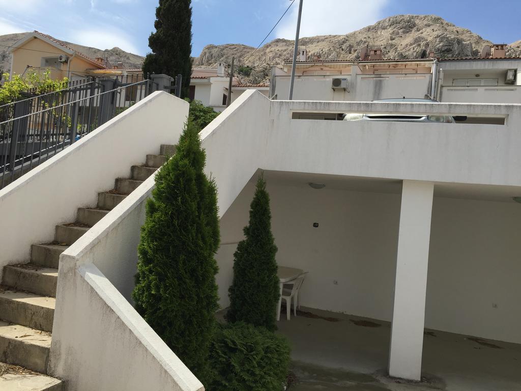 Apartments Peace&Love Baska  Exterior photo